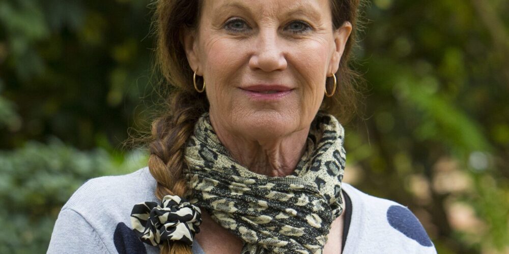Dr Sharyn Curran