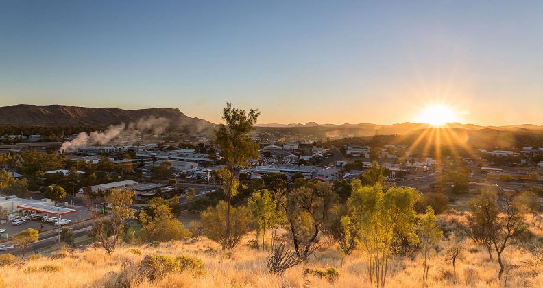 A view of the Alice Springs township, with Mt Gillen in the background.