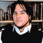Novelist takes out horror award