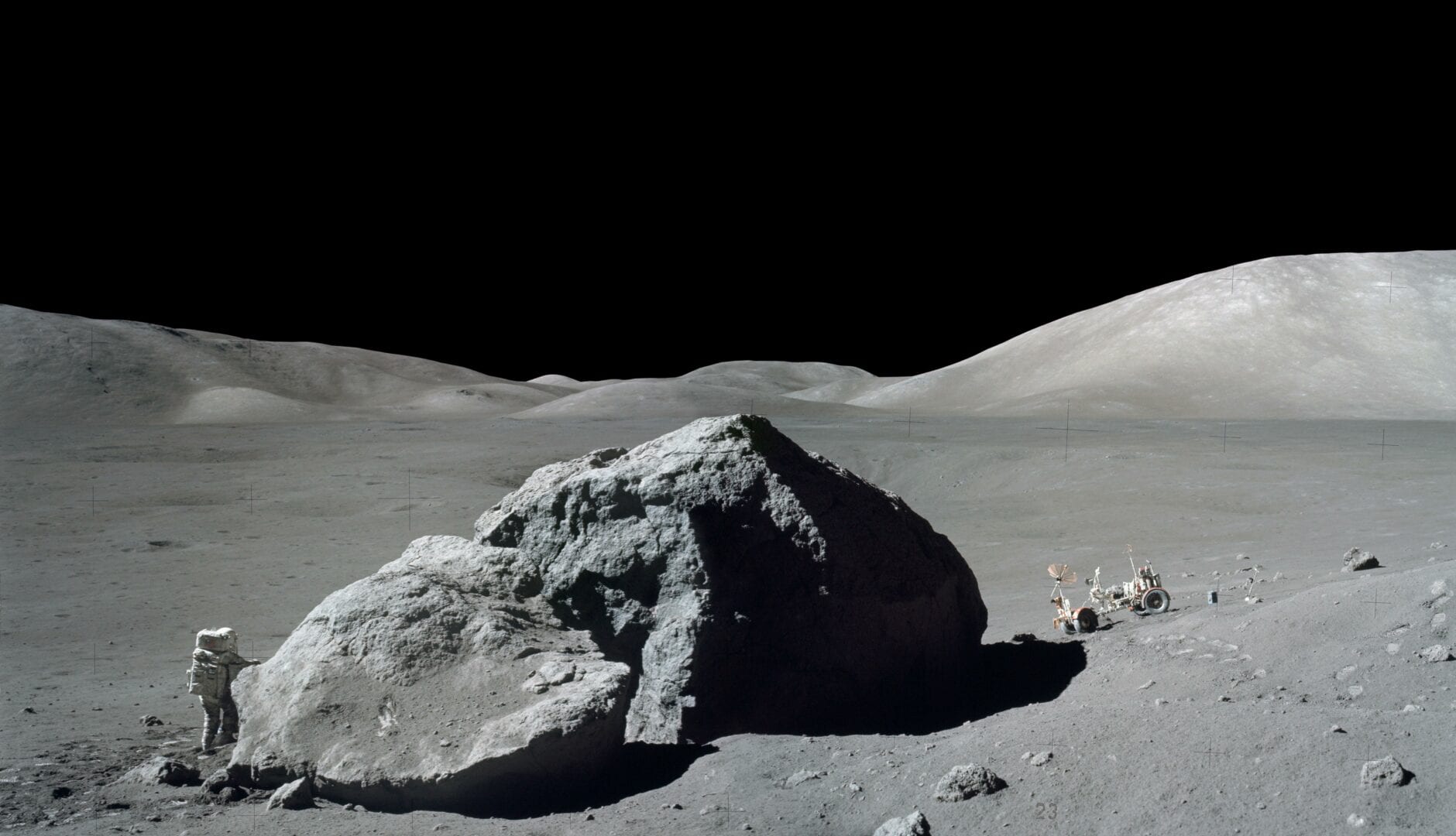 Image for Lunar sample tells ancient story with help of Curtin’s world-class facilities