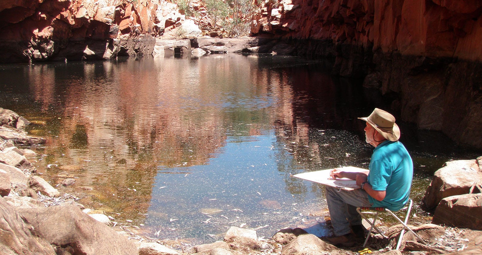 Image for Outback upbringing a ‘major’ inspiration for Curtin arts and education grad Joel Smoker
