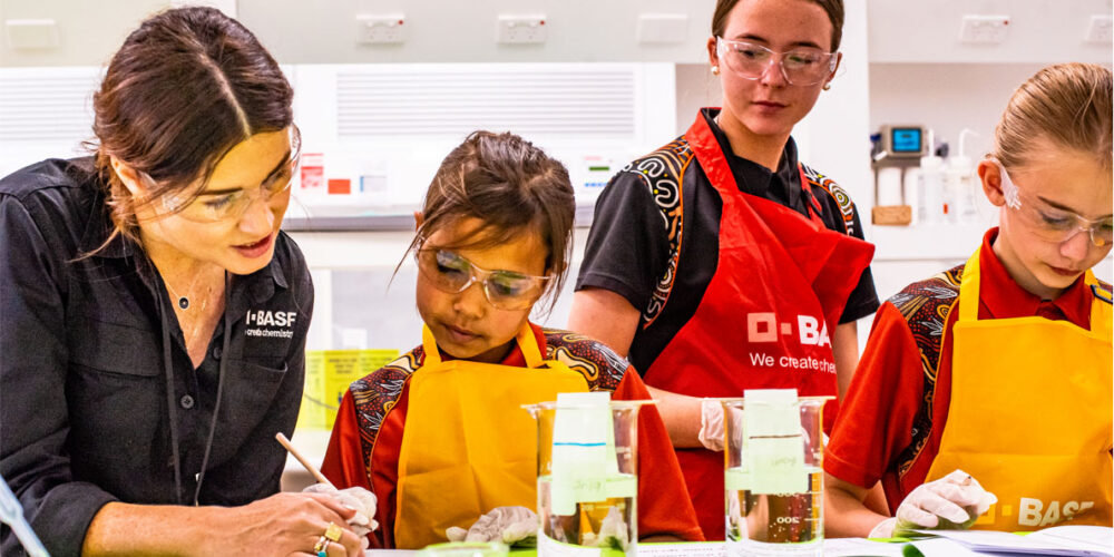 Image for BASF to catalyse passion for science amongst primary school children in Western Australia with two BASF Kids’ Lab events
