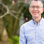Eminent Curtin botanist recognised at 2019 Australian Native Plant Awards