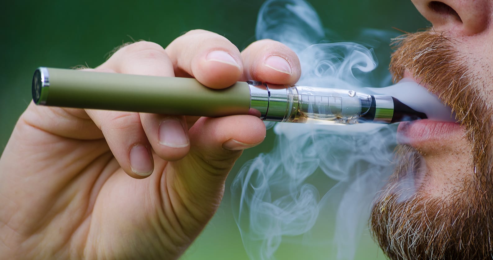 Image for E-cigarette users at greater risk of turning to traditional smoking