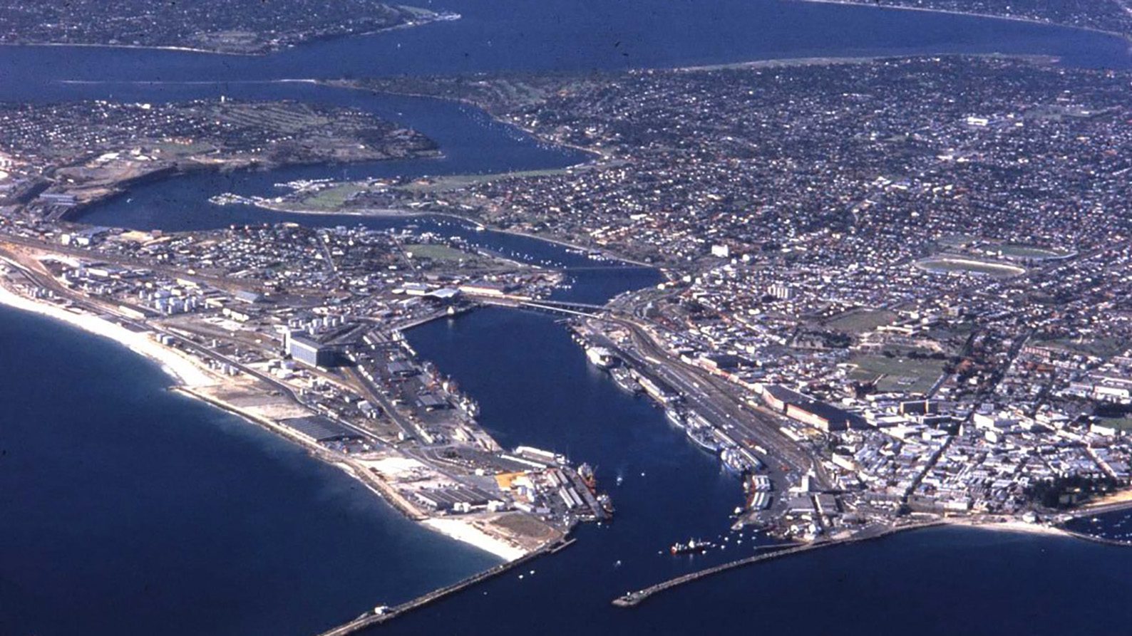Curtin researchers’ regeneration concept to breathe new life into old Fremantle port