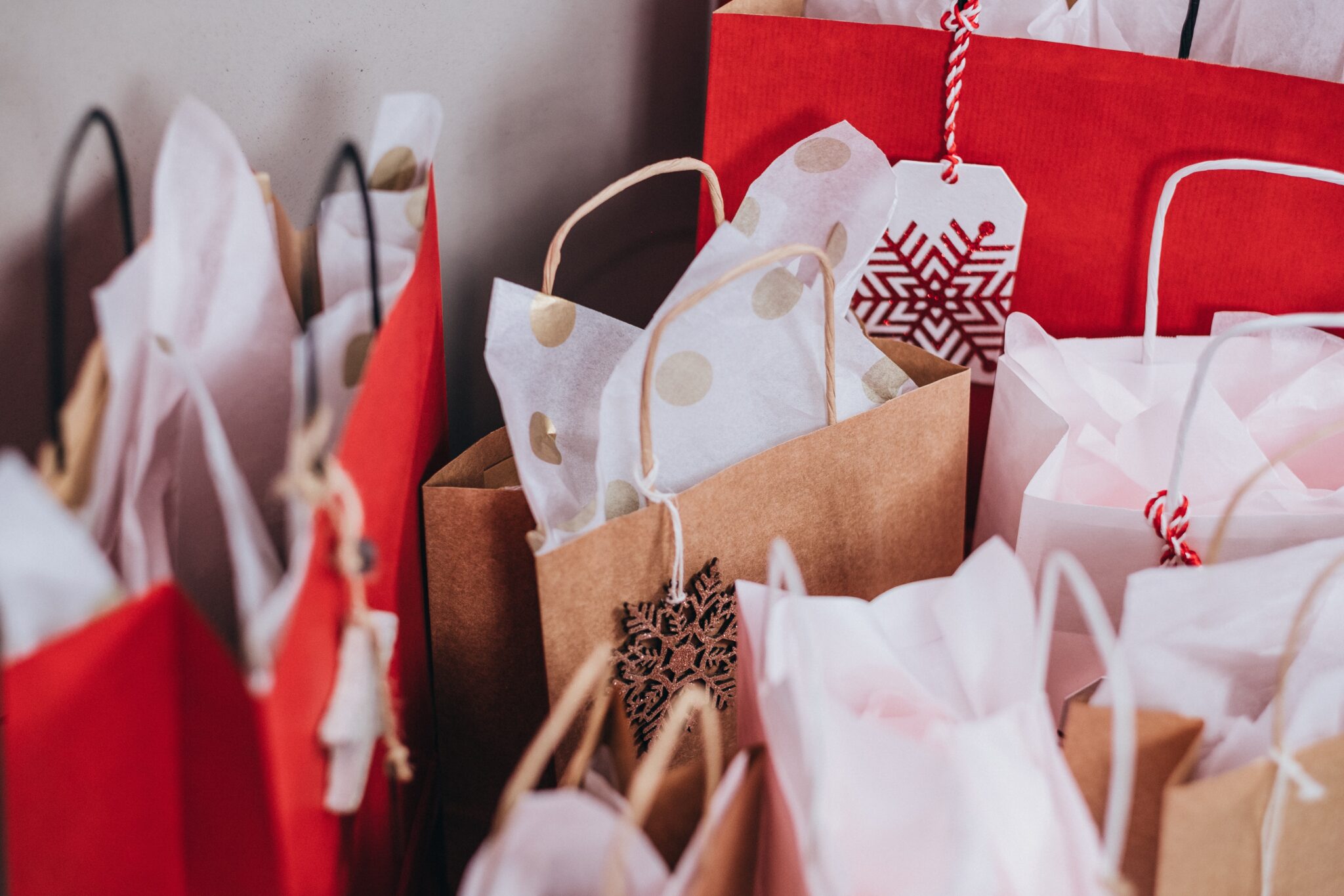 Image for How to celebrate the holiday season on a budget