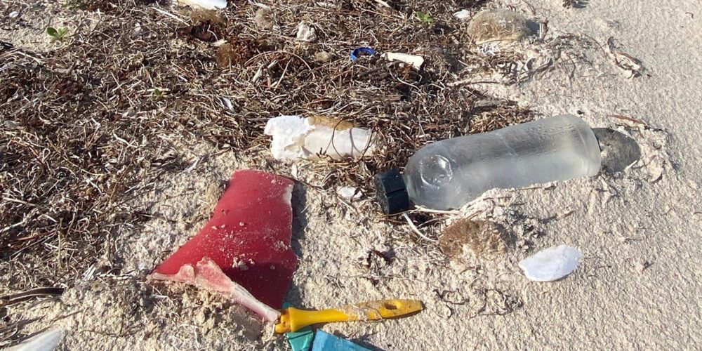 Rubbish on the sand in Jurien Bay