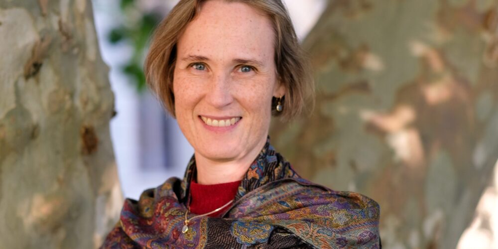 Dr. Felicity Roux