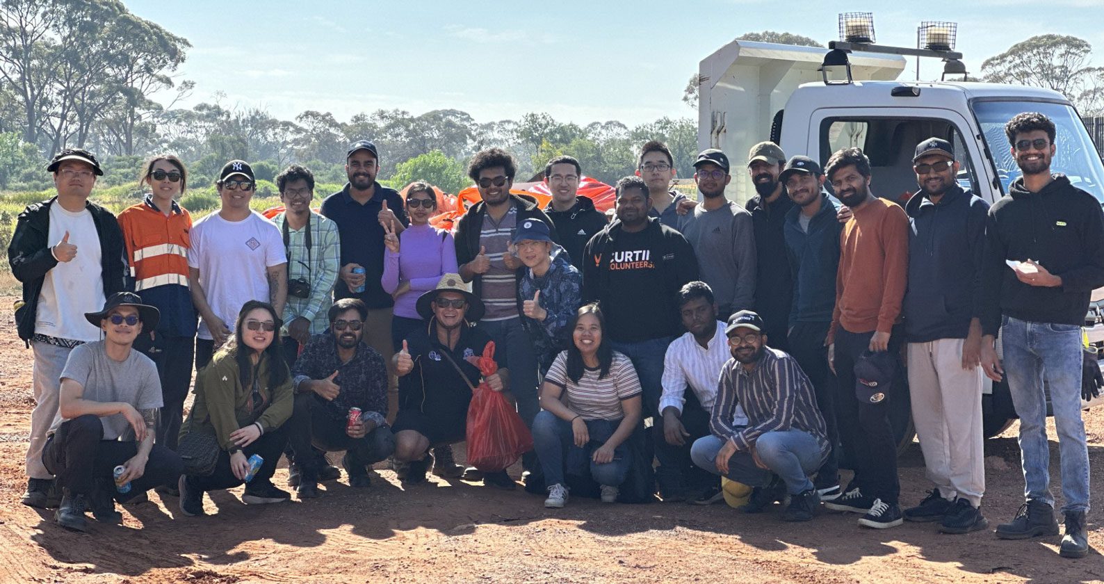 Image for Curtin Volunteers! clean up the old Kalgoorlie golf course