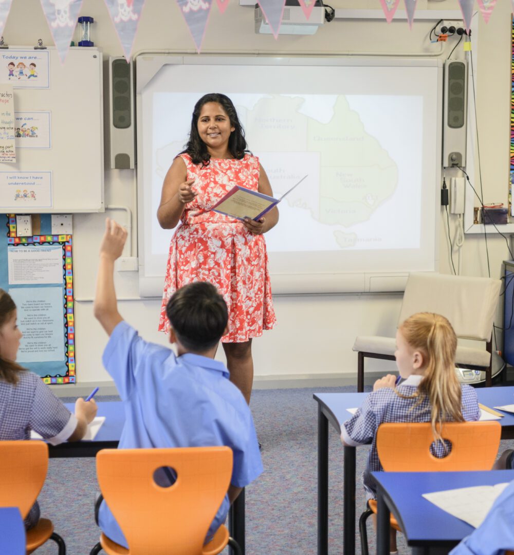 Report highlights pathways to increase Aboriginal teachers in the NT