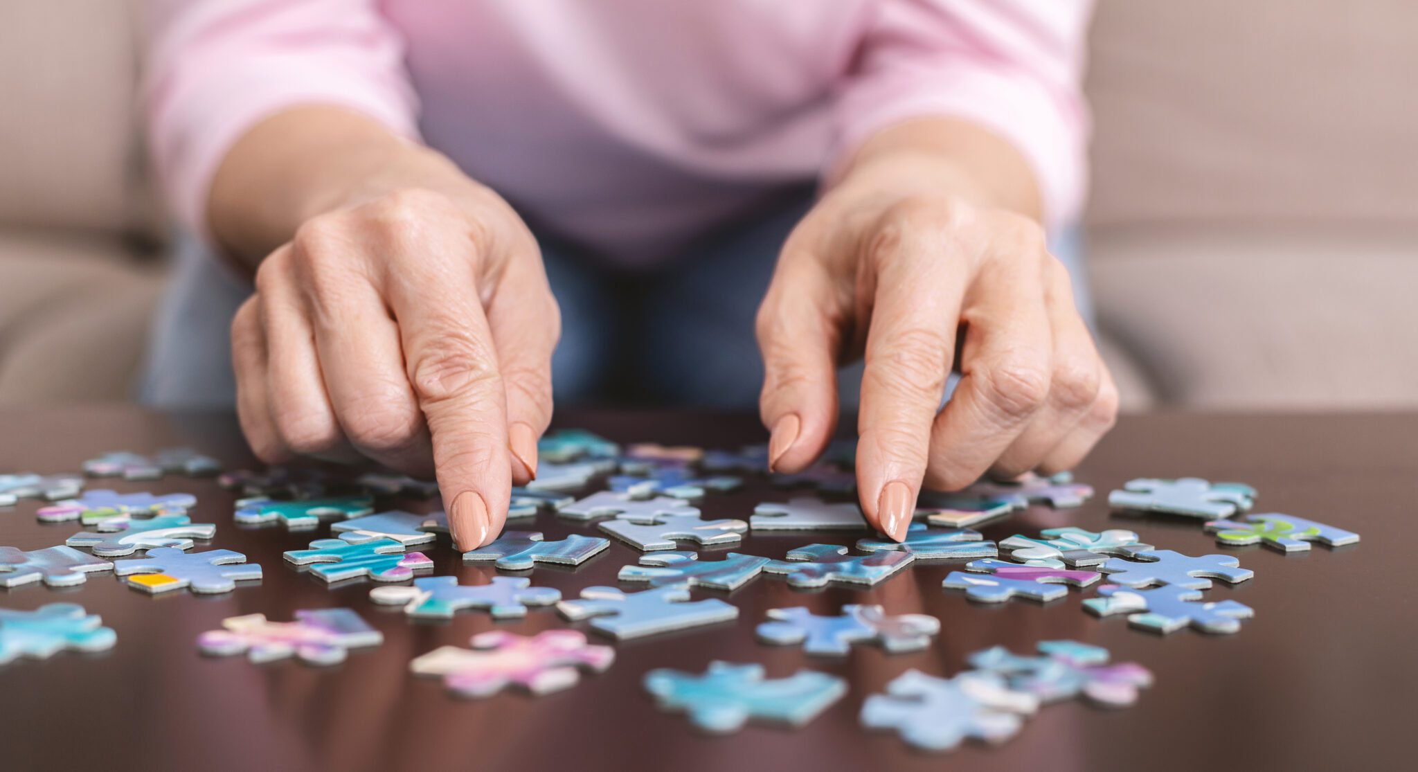 Efforts to prevent dementia may be placing too much responsibility on people’s choices while overlooking the wider social and environmental conditions that shape brain health.