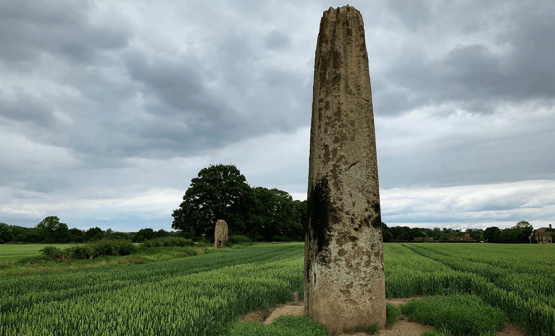 Image for Prehistoric builders hauled 25-tonne stones 18km to build Britain’s tallest stone row