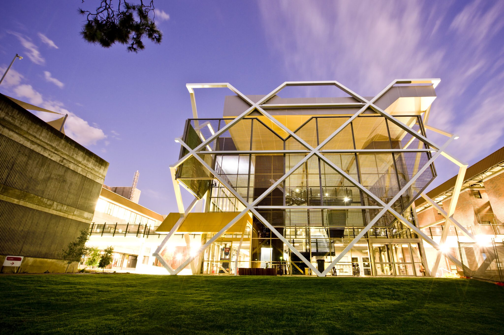 The Curtin University Engineering Pavilion, a glass and steel structure featuring an interlaced diamond frame over the building's exterior
