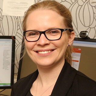 Associate Professor Holly Erskine